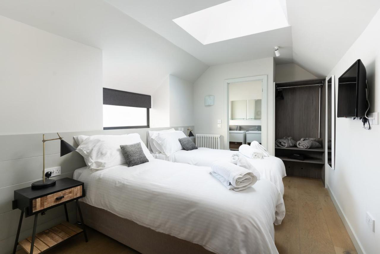 The Roost On Rock Road Hotel Бари Екстериор снимка